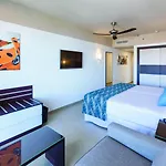 Riu Costa Del Sol 酒店 托雷莫利诺斯