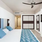 Готель Riu Costa Del Sol