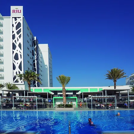 Riu Costa Del Sol טורמולינוס