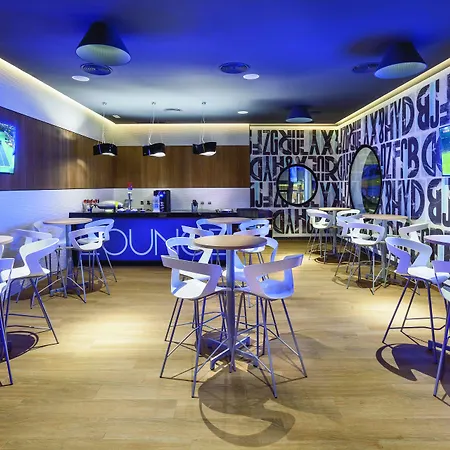 Отель Riu Costa Del Sol