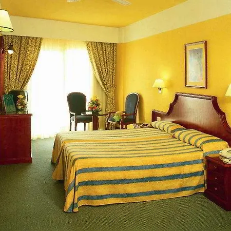 호텔 Riu Costa Del Sol 4*