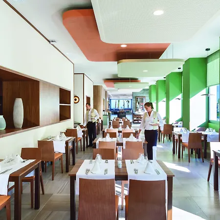 Отель Riu Costa Del Sol